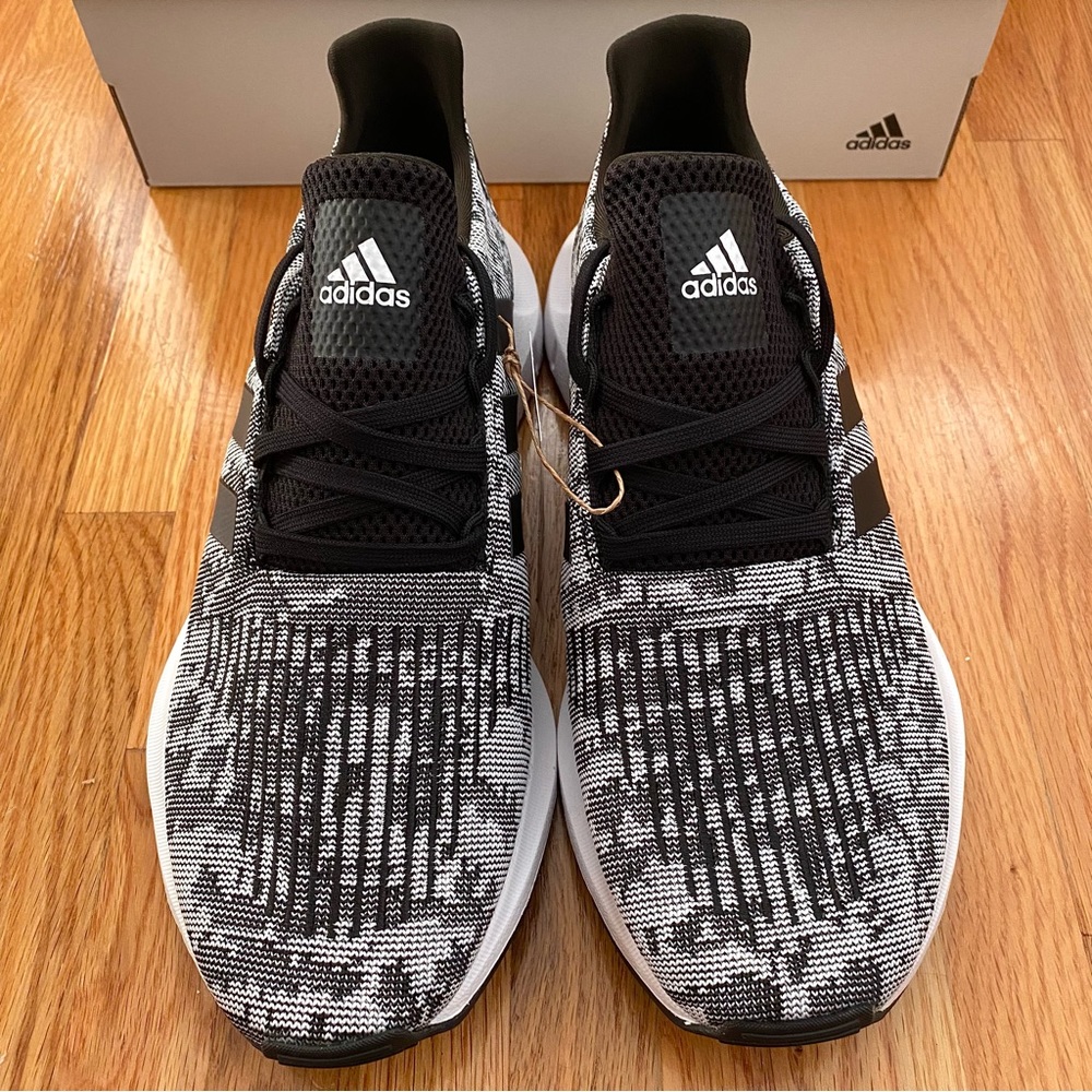 Adidas Swift Run 1.0 Men’s Sneakers - Picture 3 of 7